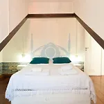 Location Spacious Charming 2 Great Views Апартаменти *