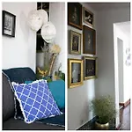 Location Spacious Charming 2 Great Views Апартаменти