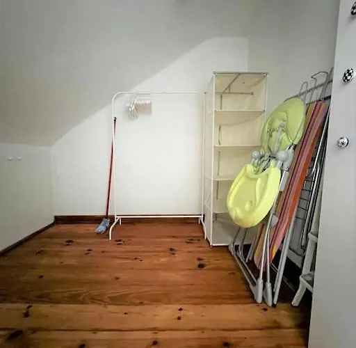 Location Spacious Charming 2 Great Views Apartment