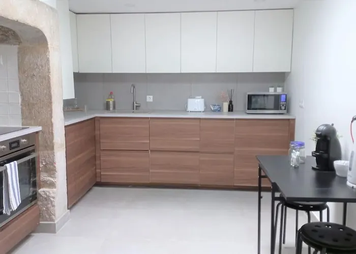 Location Spacious Charming 2 Great Views