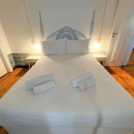 Location Spacious Charming 2 Great Views